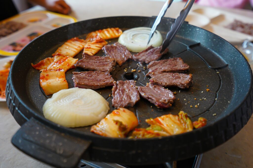 korean barbecue, food, cooking-5710950.jpg